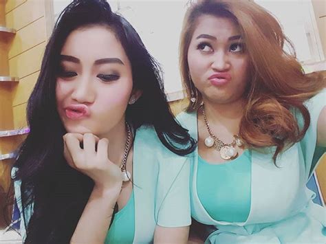 Pamela Dan Ovi Duo Serigala Makin Sexy Di 2016 Model Sexy Indonesia