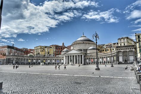 Piazza Plebiscito Napoli Juzaphoto