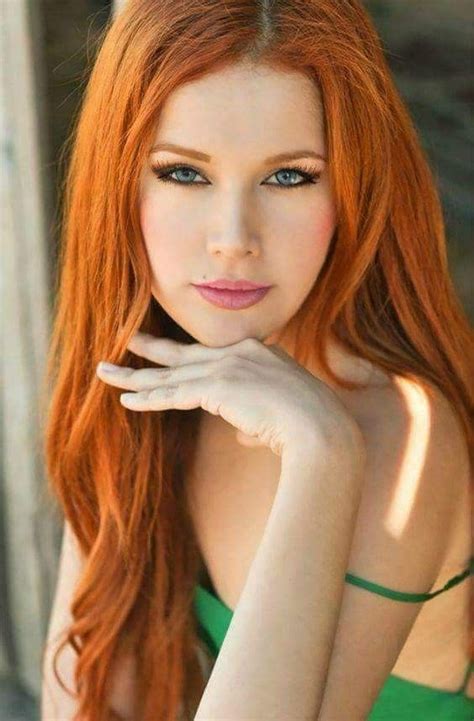 Pin By Bob Rabon On Scarlett Vixens Beautiful Red Hair Red Hair Woman Red Haired Beauty