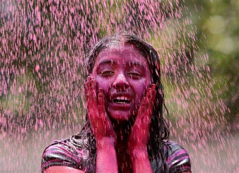 A Photo Gallery Of Holi Indias Remarkable Festival Of Colours The