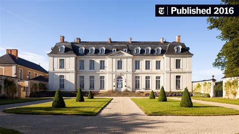 Renovated French Chateau Unites Old World With The New The New York Times