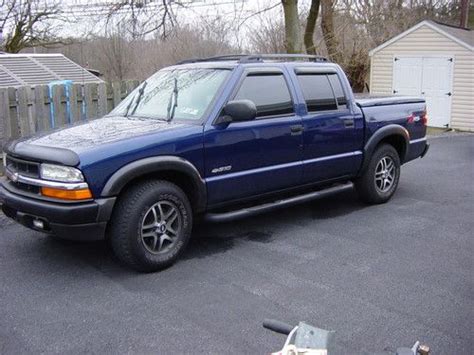 Sell Used 2004 Chevy S10 Crew Cab Zr5 In Harrisburg Pennsylvania