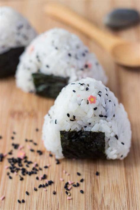 Onigiri Recipe The Simple Japanese Rice Ball Snack