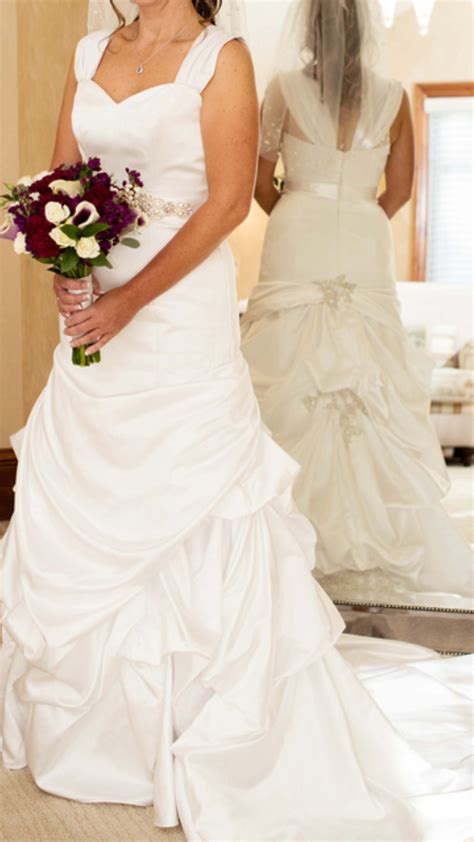 Kathy Ireland Used Wedding Dress Save 50 Stillwhite
