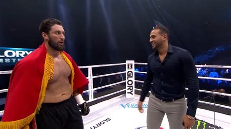 Le kickboxeur marocain jamel ben saddik a défié samedi son compatriote badr hari juste après avoir battu le néerlandais. Jamal Ben Saddik Vs Badr Hari - YouTube