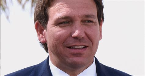 Ron Desantis Has To Be Told When To Smile By Advisors