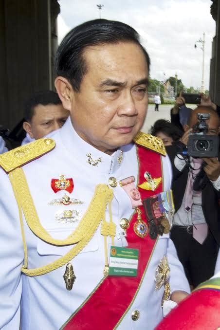 ประยุทธ์ จันทร์โอชา นายกรัฐมนตรี และ รมว.กลาโหมในวันนี้ (2 ธ.ค.63) จากกรณียัง. ขออนุญาตสอบถามเกี่ยวกัยเครื่องแบบข้าราชการครับ - Pantip