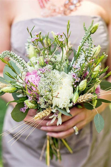 17 Beautiful Wildflower Wedding Bouquet Ideas Sweet Violet Bride