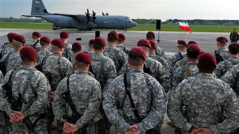 ukraine crisis us troops land in poland for exercises bbc news