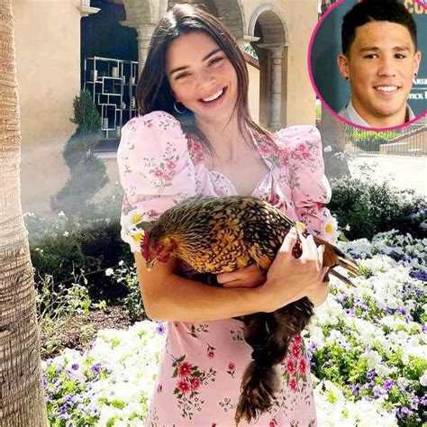 Kendall Jenner Gets A Flirty Easter Message From Devin Booker Us Weekly