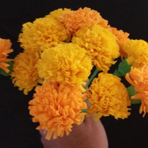 24 marigolds crepe paper flowers day of the dead dia de los etsy