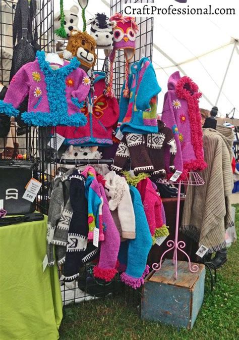 10 Craft Fair Booths Featuring Knit And Crocheted Handmade Items