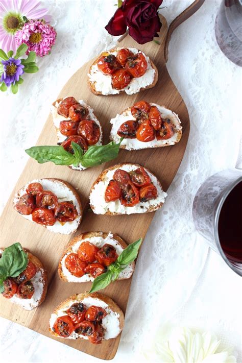 Red Wine Cherry Tomato And Goat Cheese Crostini Wry Toast