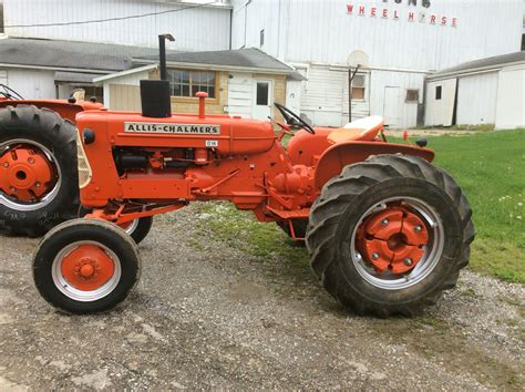 Allis Chalmers D14 Antique Tractors Vintage Tractors Vintage Farm
