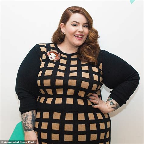Tess Holliday Says She Deals With Her Bad Days Daily Mail Online