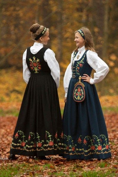løkendrakt from aurskog høland akershus norway traditional bunads from the region some of my