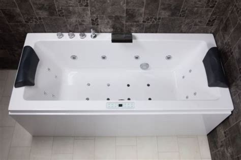 Ever think about getting a hot tub, spa or jacuzzi, but not sure what the difference between them is? Whirlpool tub with 24 jets + ozone + heated + Radio ...