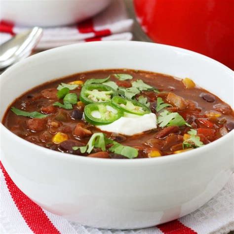 Add the onion and bell peppers and cook, stirring, for 2 to 3 minutes. Pioneer+Woman+Veggie+Chili | Vegetarian chili recipe, Veggie chili