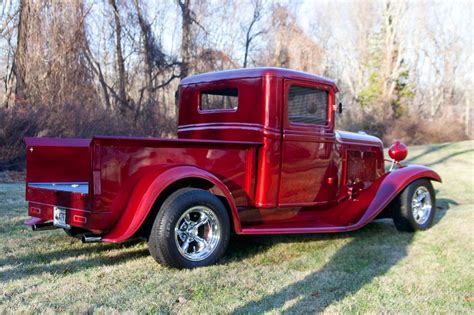 460ci Powered 1933 Ford Model B Pickup Available For Auction