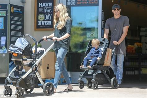 Chad Michael Murray And Wife Sarah Roemer Take Kids Out Daily Mail Online