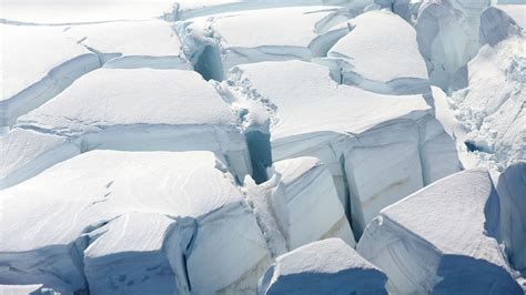 Satellite Imaging Shows Antarcticas Glaciers Are Shrinking From Below — Quartz