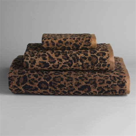 Animal print bathroom print towel set bathroom towels leopard print accessories collections etc decor leopard bathroom animal print decor. Bath Towel - Leopard Print
