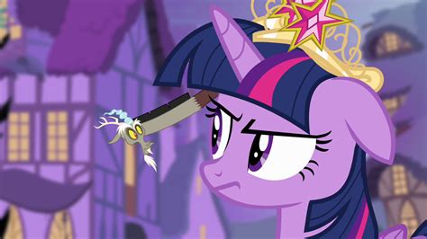 Image Discord In Twilights Ear S4e02png My Little
