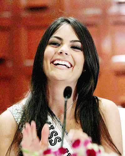 Miss Universe 2010 Ximena Navarrete Of Mexico Smiles During A Programme