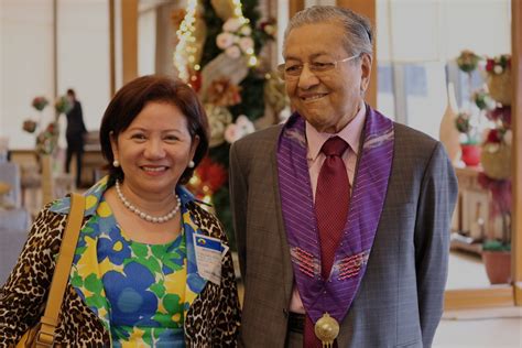 By last week, he not only no longer held the top job, he had been. Ex-Malaysian Prime Minister Mahathir in Manila