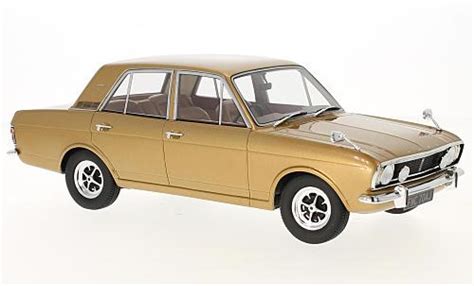 Diecast Model Cars Ford Cortina 118 Cult Scale Models 1600e Gold Rhd 1970 Sans Vitrine