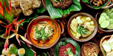 Apakah anda mencari gambar desain poster makanan template psd atau file vektor? 8 Makanan Khas Daerah di Indonesia dengan Cita Rasa Khas | Diadona.id