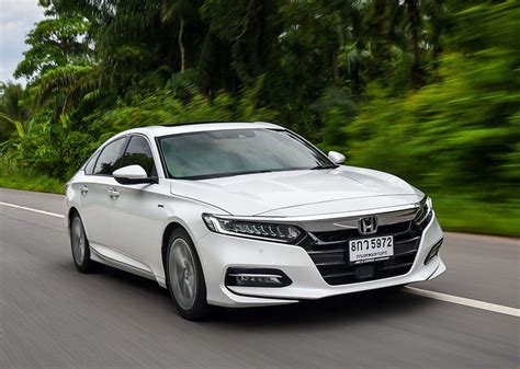 Co 2 emissions in grams per kilometre travelled. Honda to Move Accord Hybrid Production to Thailand - Royal ...