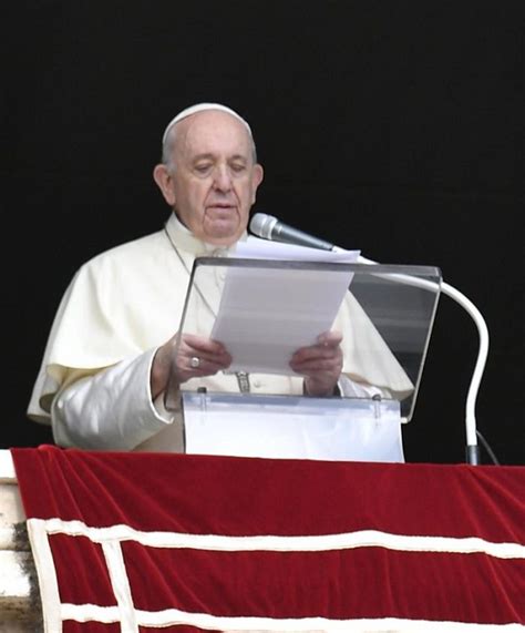 Papa Francisco En El Ángelus 4 10 2020 Jesús Dice Que La Verdadera Autoridad Está En Servir