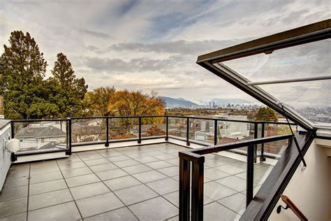Rooftop Balcony With Surrounding Views Rooftop Balcony Custom Homes