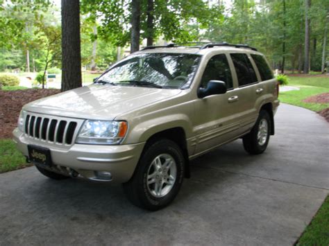 2000 Gold Jeep Grand Cherokee Limited 47 V8 With Towing Package