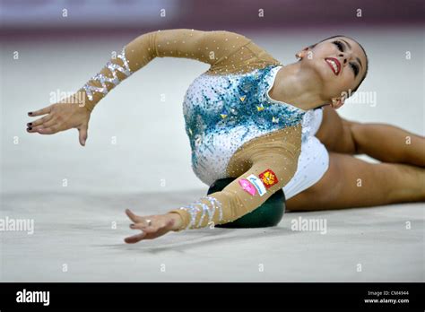 daria dmitrieva rus september 30 2012 rhythmic gymnastics aeon cup 2012 worldwide r g