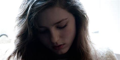 Birdy Strips Down The Xx With Her Stunning Shelter Cover Me