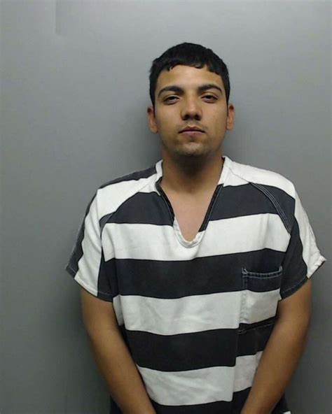 Laredo Police Us Marshals Arrest Man Accused Of Sexually Assaulting Teen Porn Sex Picture