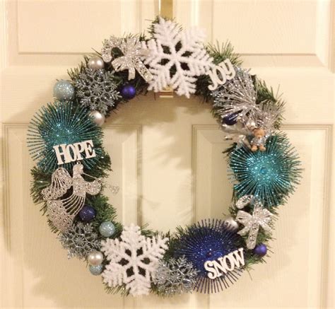 Winter Wonderland Wreath Snowflakes Holiday Wreath Diy Holiday Wreaths