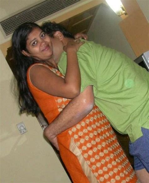 Hot Sexy Newly Married Panjabi Nri Aunty Bhabhi Enjoy With Boyfriend