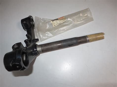 Mg Teileshop Yamaha Gabeljoch Xz Fork Under Bracket Original Nos