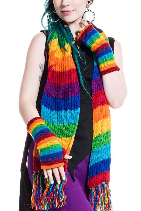Warm and Cozy 100% Wool Rainbow Coloured Scarf | Altshop UK