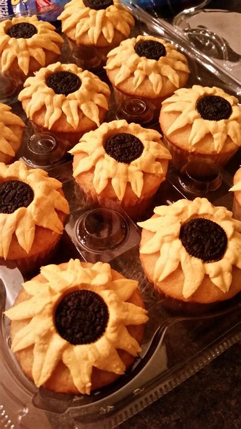 Take your time, and enjoy. Sunflower cupcakes with Oreo centers. | Sunflower cupcakes ...