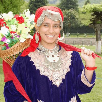 #tzarphotography beauty is everywhere but to see it you need a beautiful heart, not eyes. Traditional Dress Of Jammu and Kashmir - ZeroKaata Studio