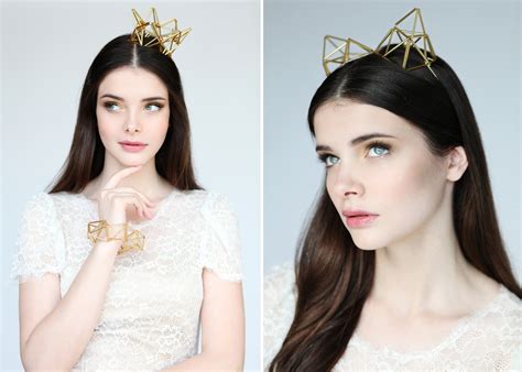 Как заявили организаторы, для участия в акции. 3 дизайнера свадебных аксессуаров для волос. Красота в деталях