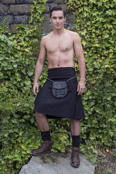 101 Kilted Men Come Together To Celebrate Scotland S Rugged Beauty