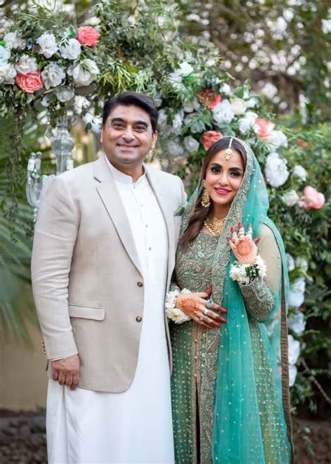 Nadia Khan Introduces Third Husband To Fans Pens Lengthy Introduction