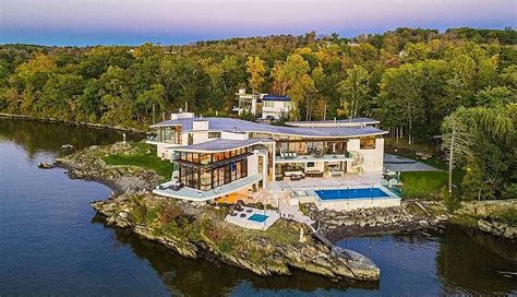 Yes This 45 Million Modern Mansion Is In New York State Pics