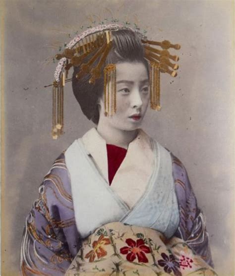 hand coloured portrait of a tayu oiran high class courtesan japan 1880 japanese