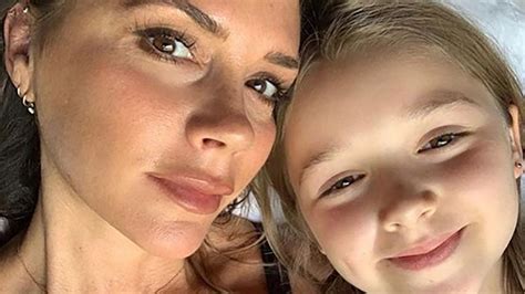 Victoria Beckhams Fun Food Hack Shes Uses On Harper During Snack Time Hello